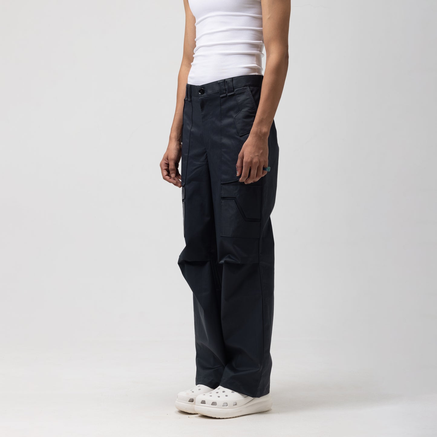 PATCH POCKET PARACHUTE PANTS