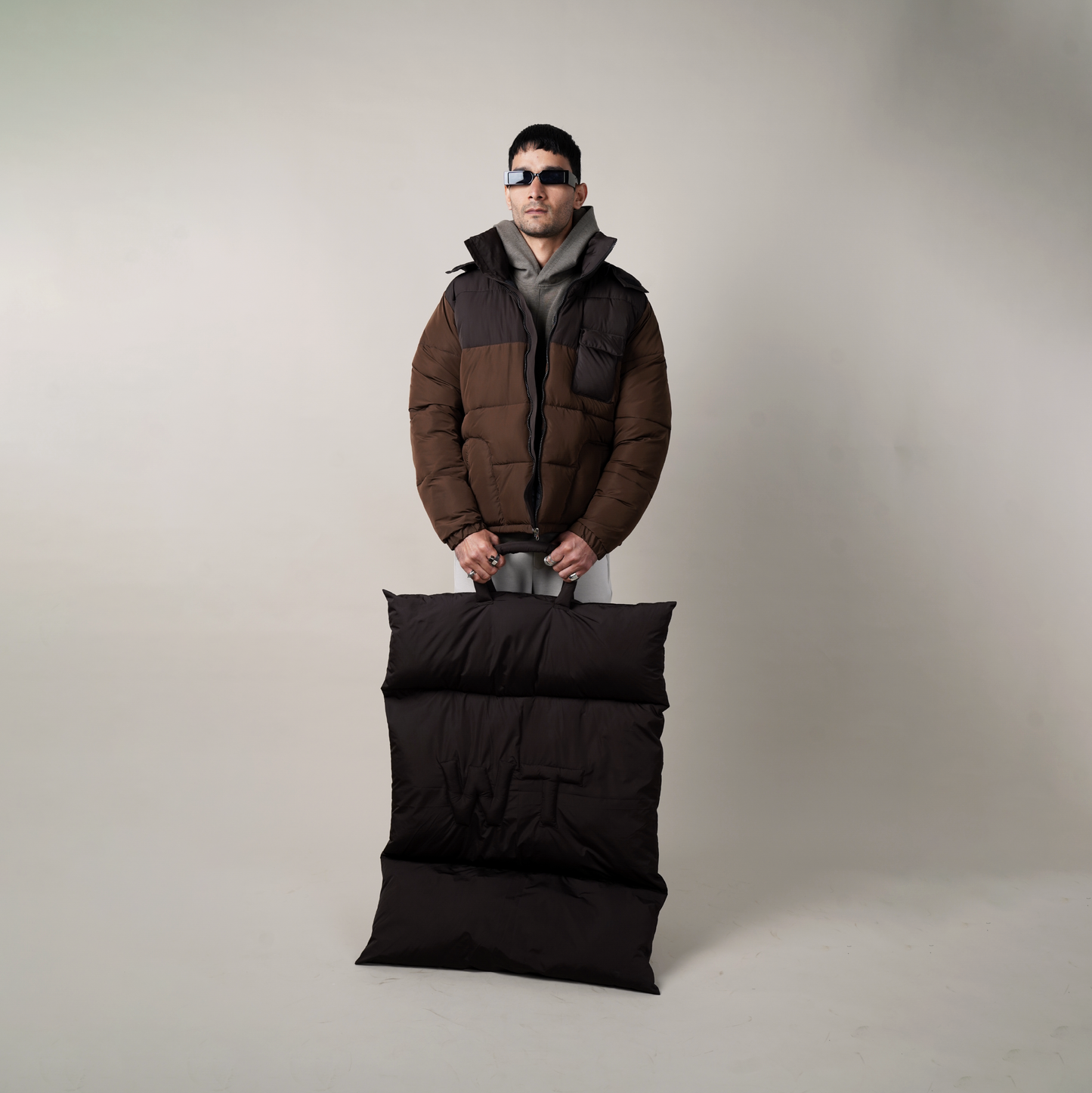 UTILITY BAG, UTILITY PUFFER JACKET, STREETWEAR, MENS STREET STYLE,The WT Puffer Jacket, monochromatic colUor palette,  jetted patch pocket, angular zipped welt pockets, light weight material, detachable hood and a long collar, UNISEX , RELAXED FIT,  WIND PROOF, WATER REPELLENT, BROWN PUFFER, BROWN PUFFER JACKET, BROWN PUFFER JACKET NORTHFACE, BROWN PUFFER JACKET MENS, PUFFER VEST, BROWN PUFFER WARPING THEORIES, people also ask 