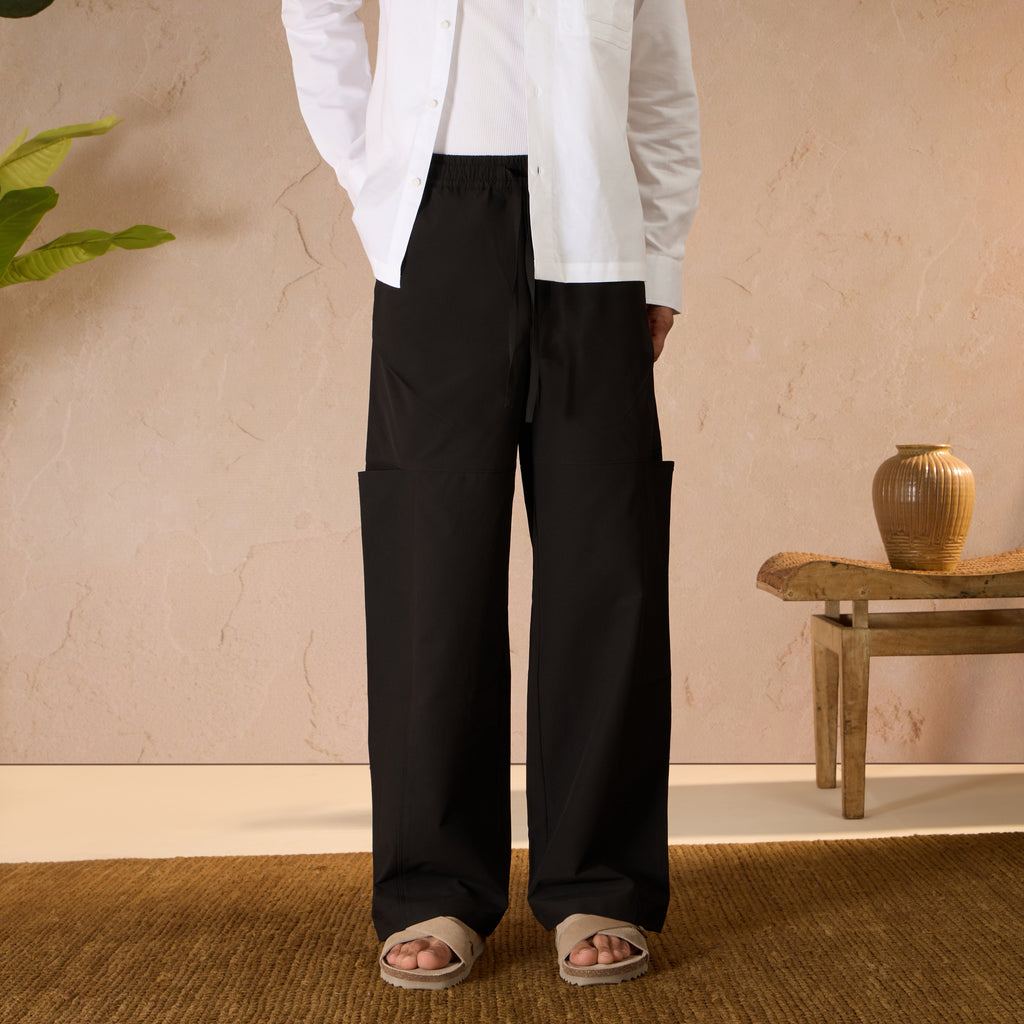 RELAXED FIT PARACHUTE TRACK PANT - BLACK