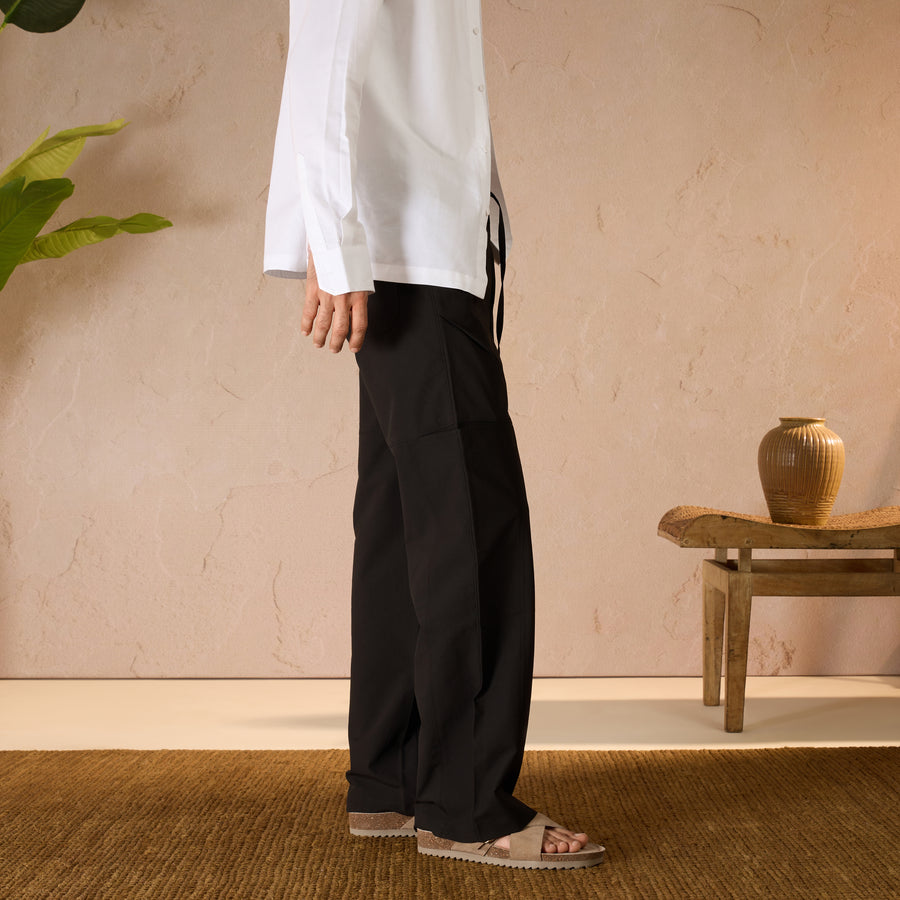 RELAXED FIT PARACHUTE TRACK PANT - BLACK