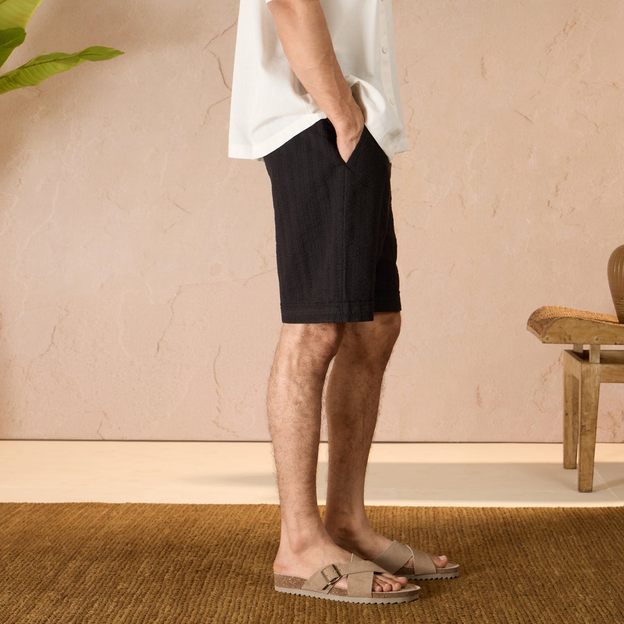 PLEATED TEXTURED COTTON SHORTS - BLACK