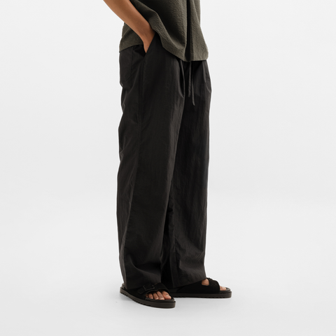 WIDE LEG NYLON PANTS - BLACK