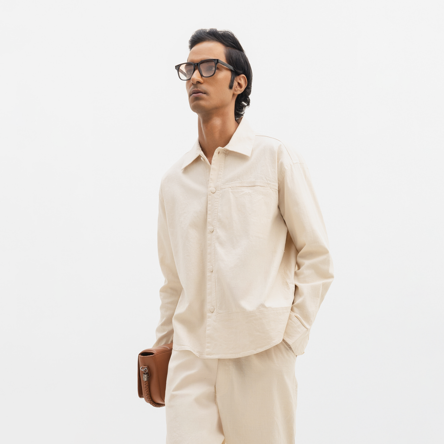 COTTON SPREAD COLLAR SHIRT- NATURAL