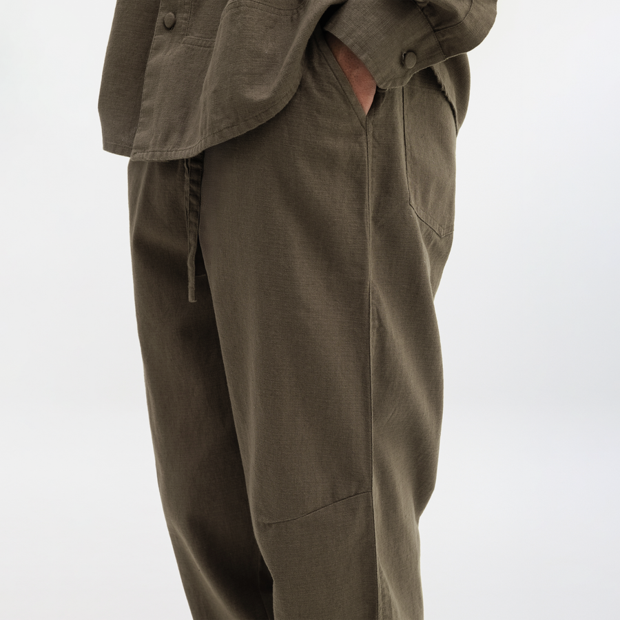 CURVED COTTON PANTS- OLIVE