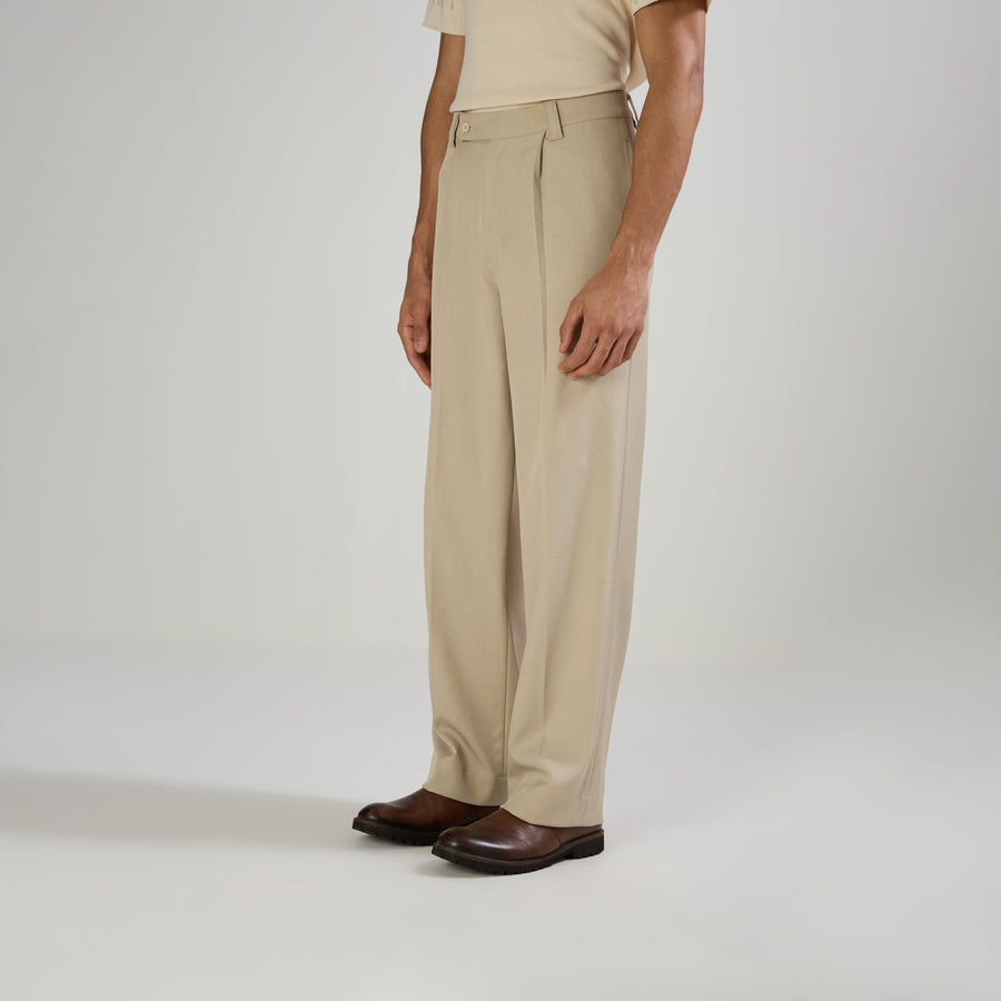 CLASSIC PLEATED TROUSERS - CREAM