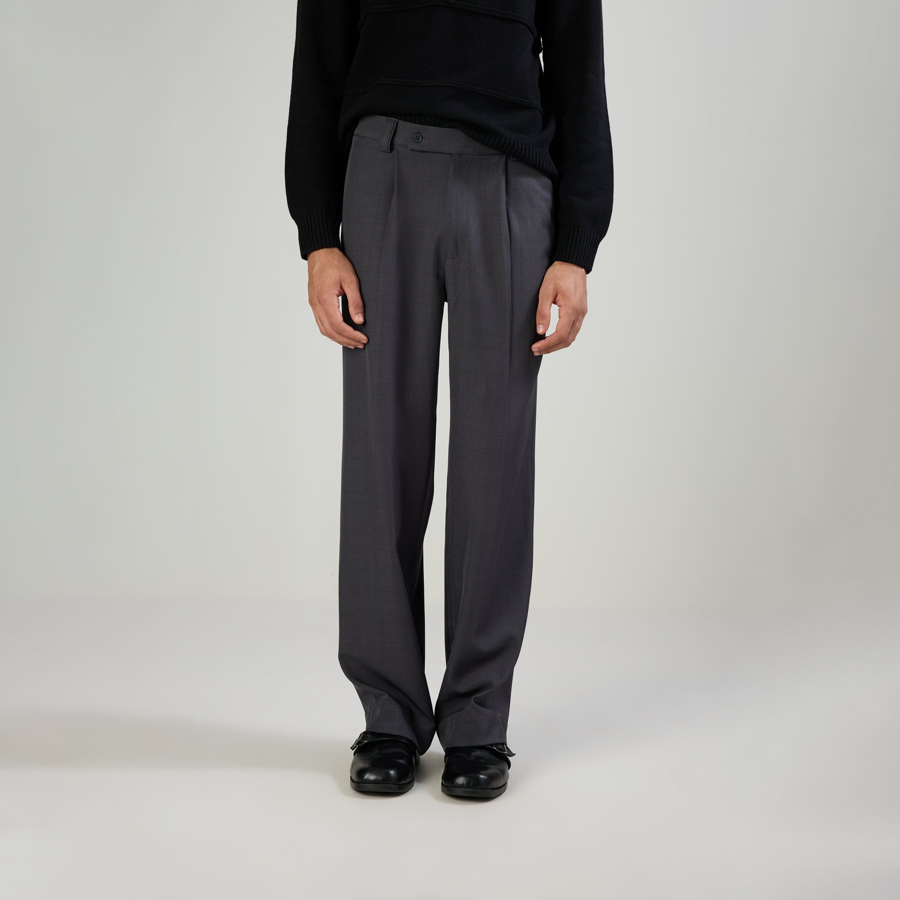 CLASSIC PLEATED TROUSERS - GRAY