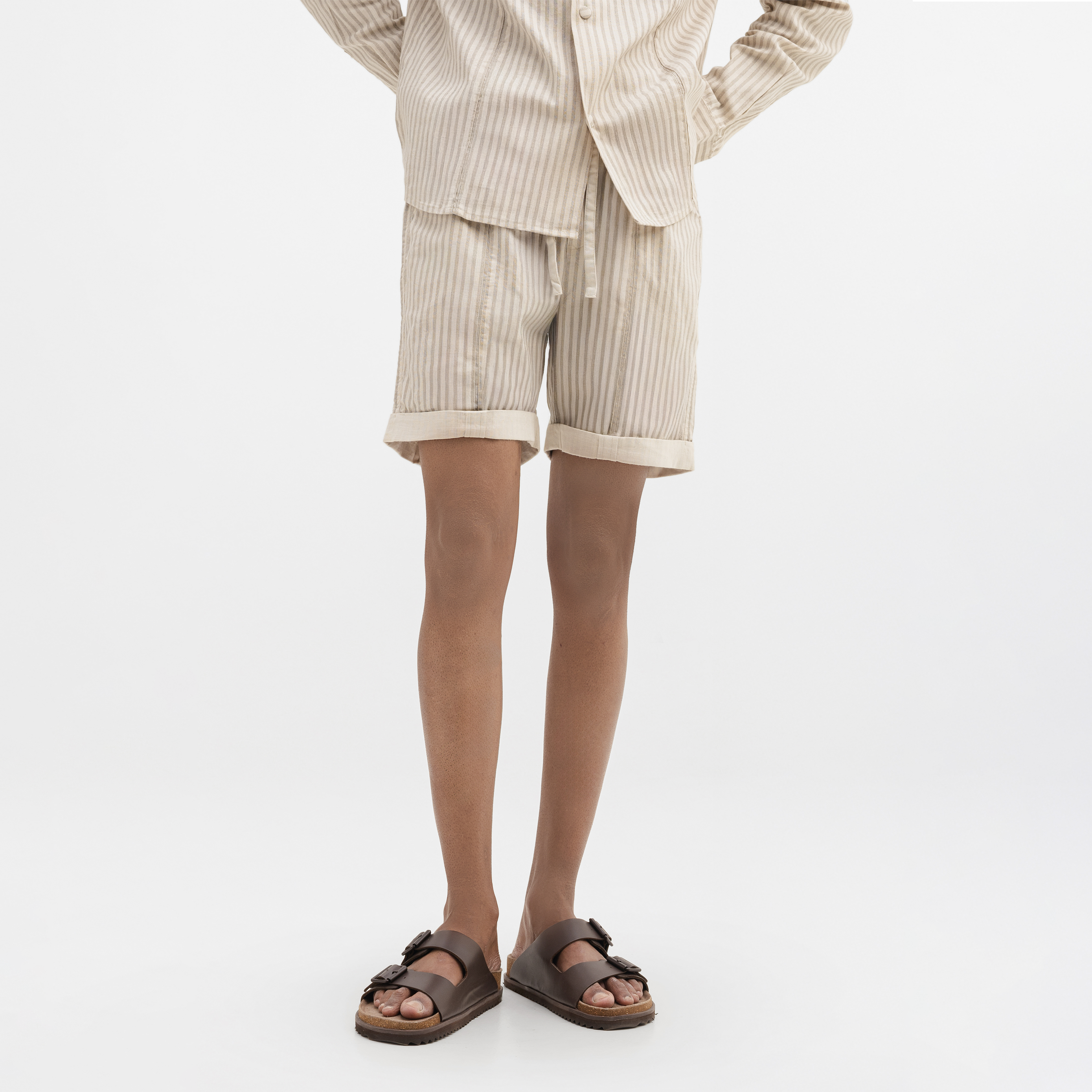 ROLLED-UP HEM SHORTS - DESERT