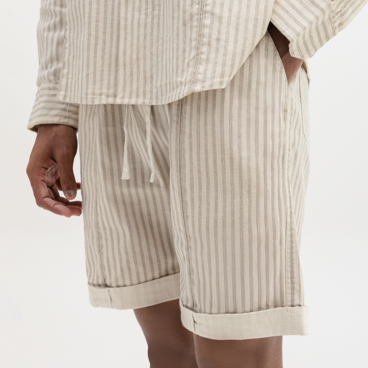 ROLLED-UP HEM SHORTS - DESERT