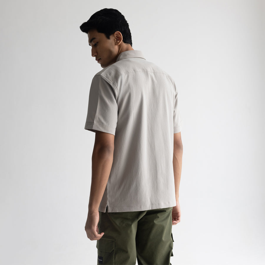 CRINKLE SHIRT- PALE CEMENT