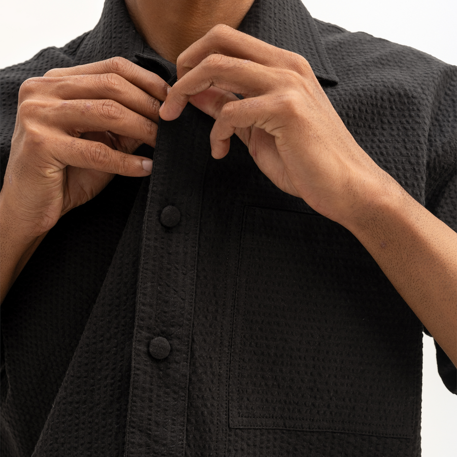 SEER SUCKER CUBAN SHIRT - BLACK