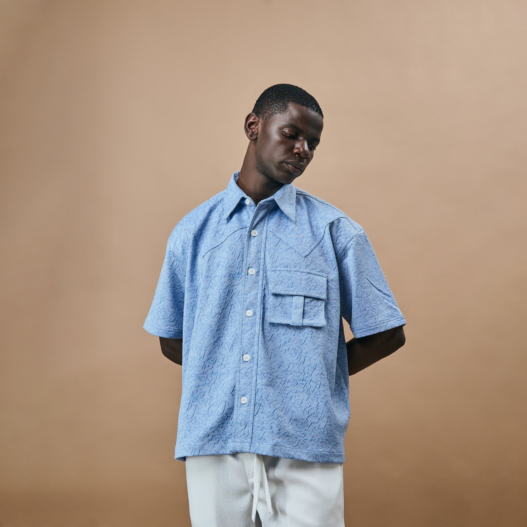 CRUSHED JACQUARD KNIT-BLUE SPRING