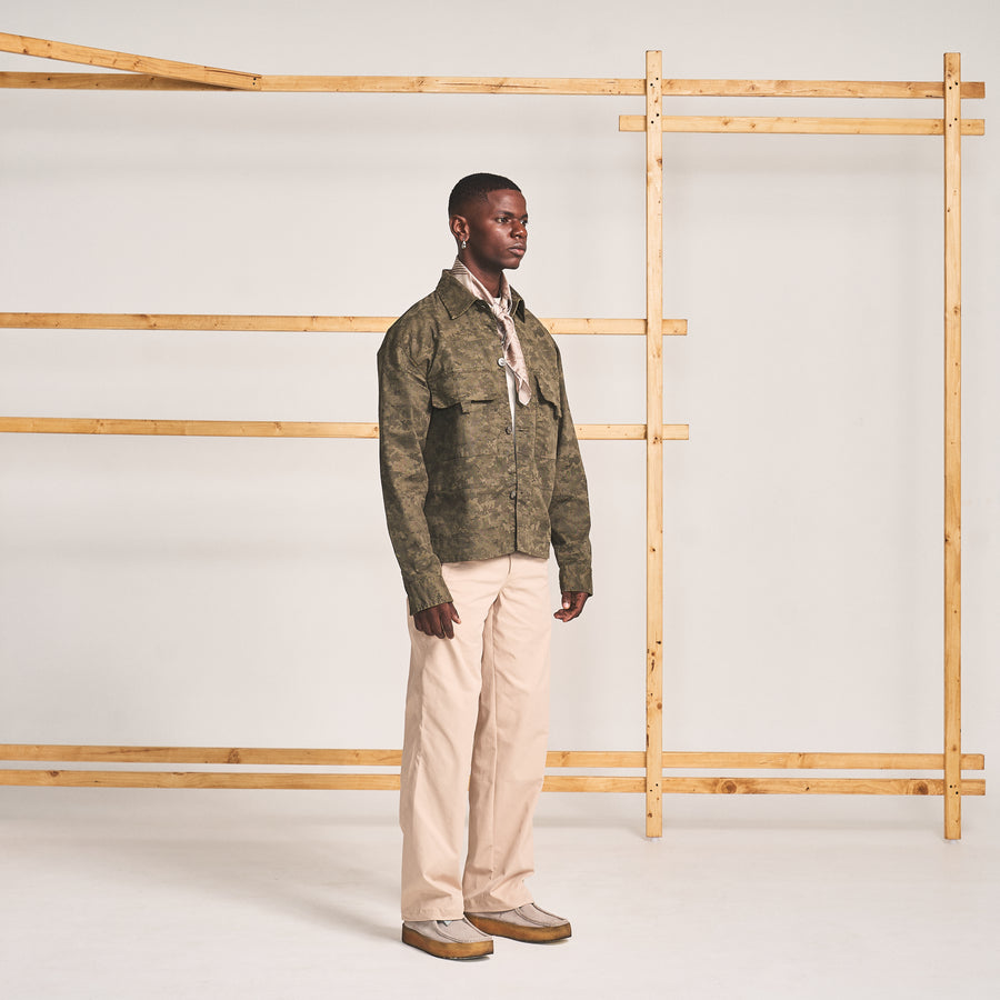 SPREAD COLLAR SHIRT JACKET- CAMO GREEN