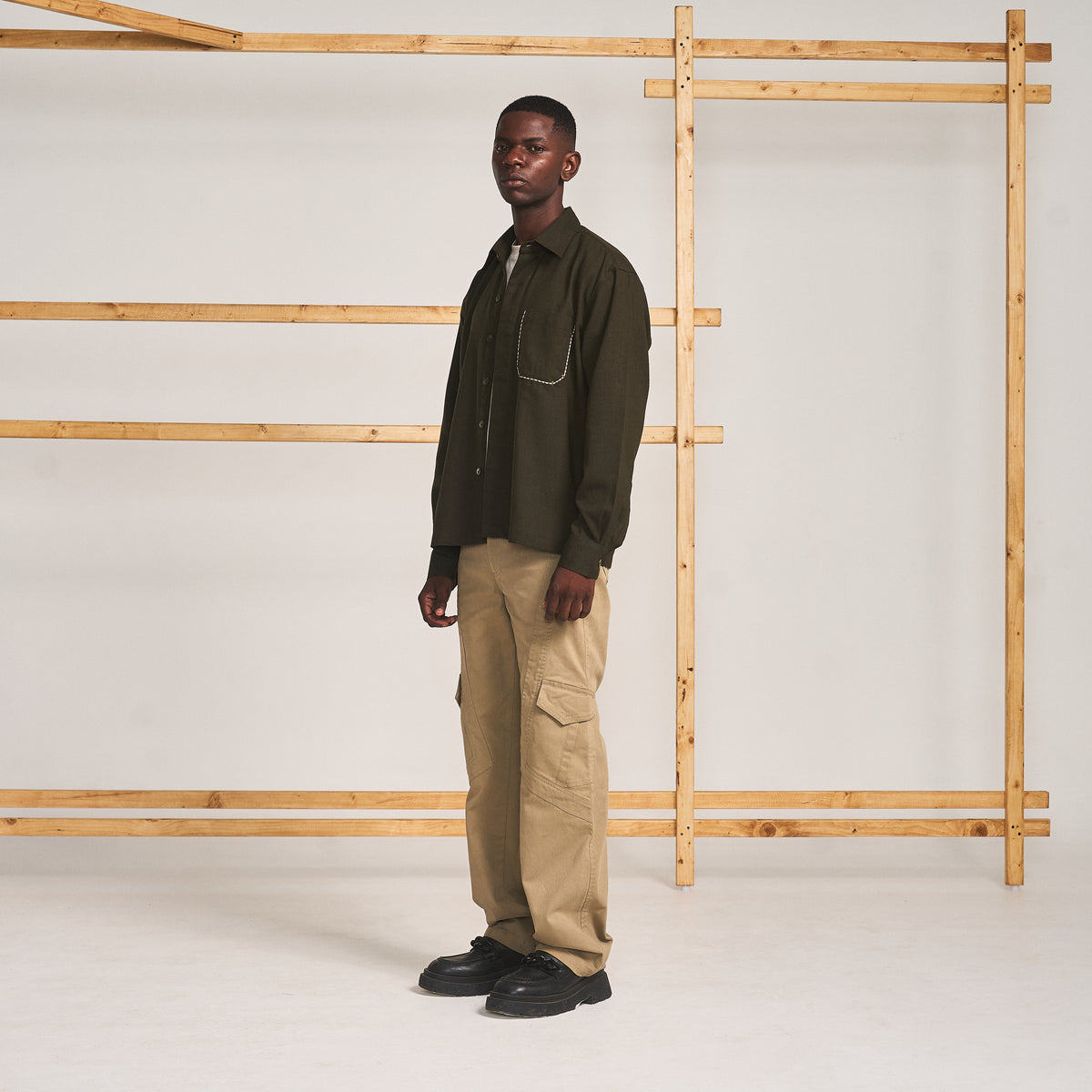 TACKED POCKET SHIRT - OLIVE