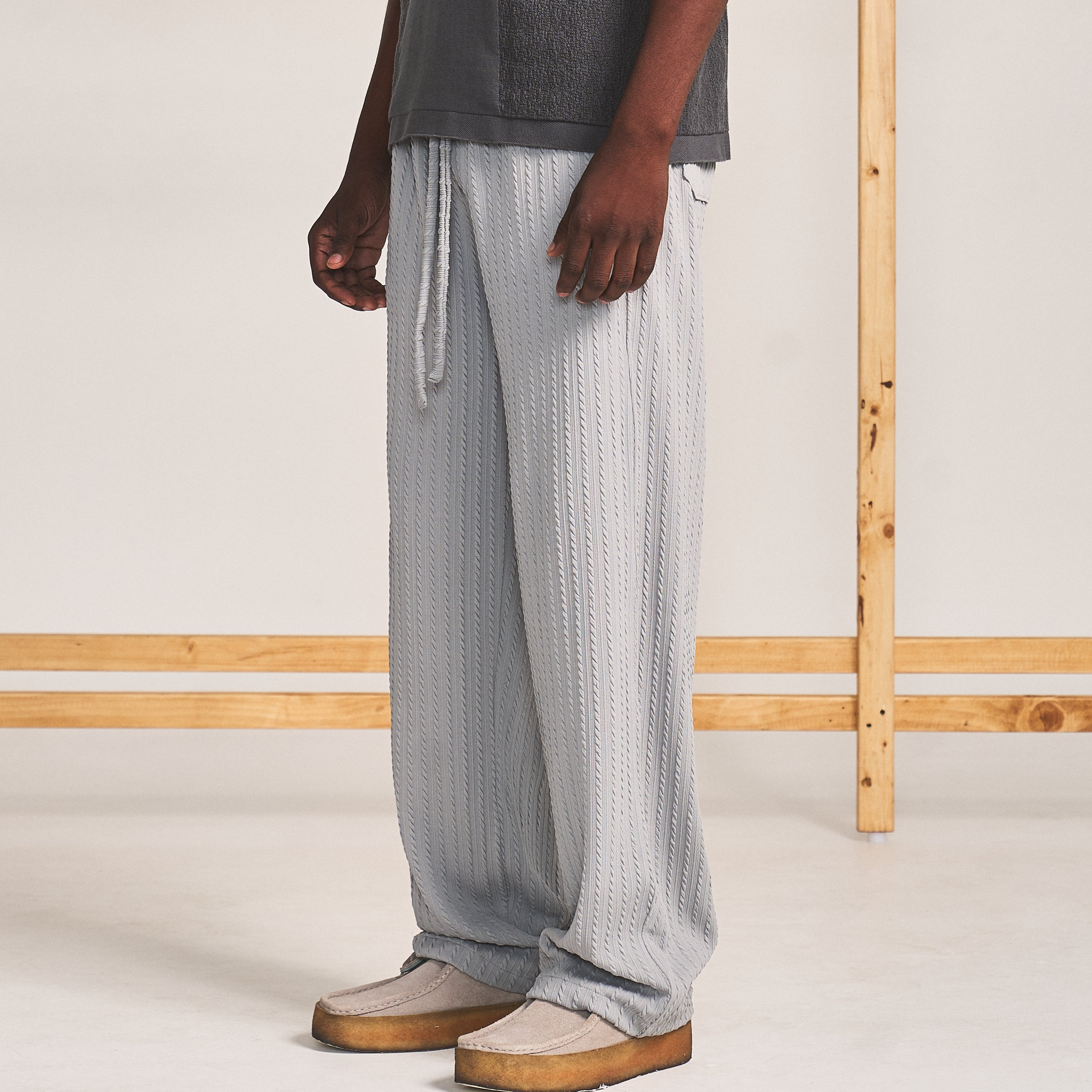 CABLE KNIT TROUSERS - FROZEN GREY