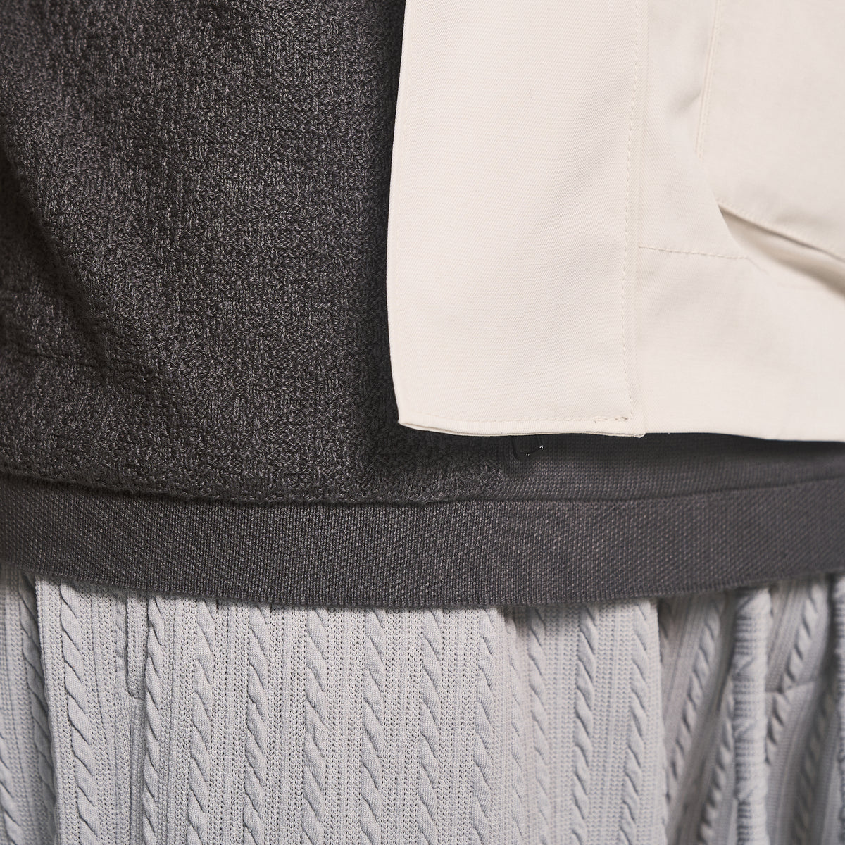 TEXTURED KNIT T-SHIRT - GRANITE