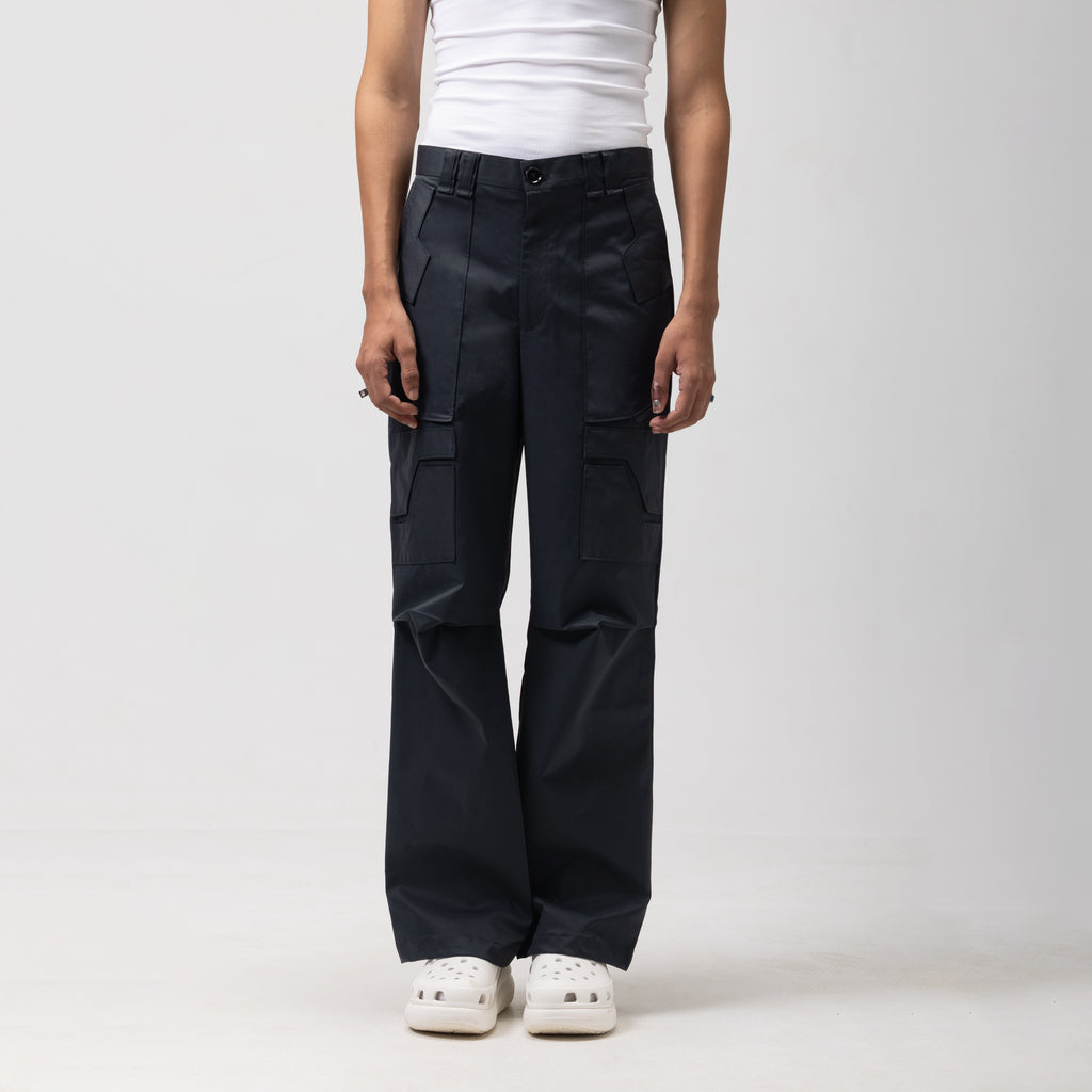 PATCH POCKET PARACHUTE PANTS - ONYX