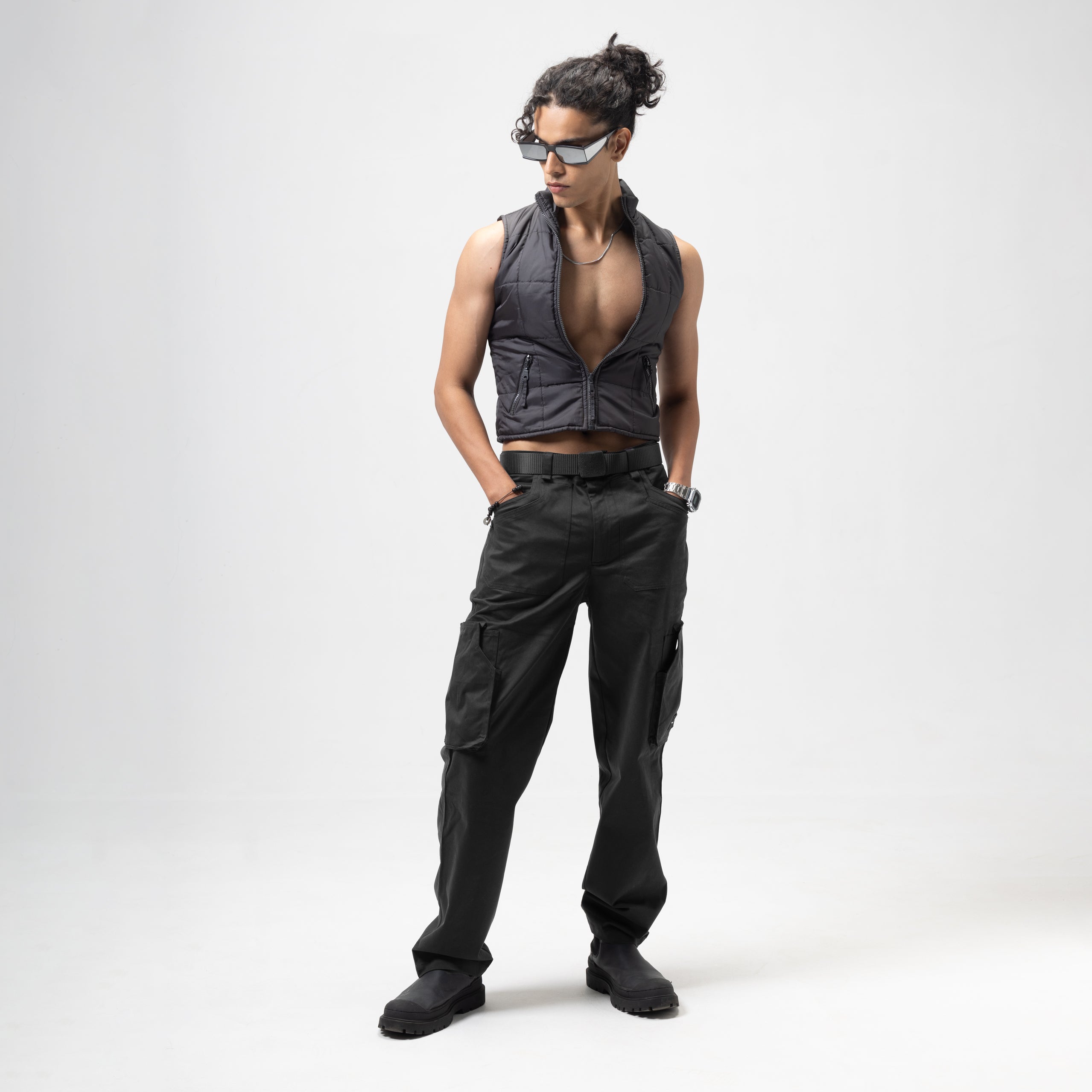 CARGO TYPE 3 - DIM BLACK