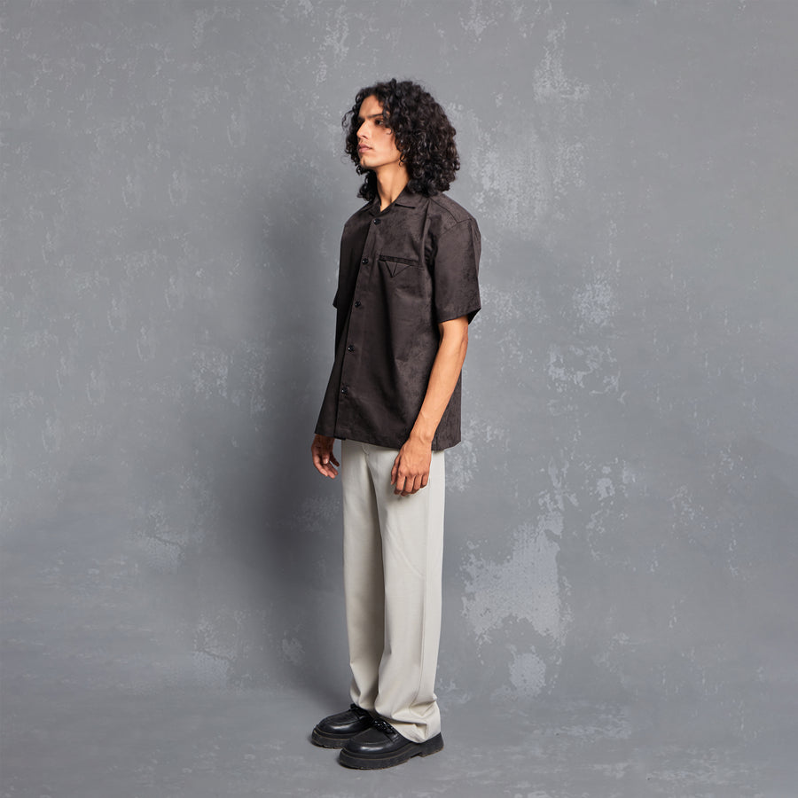 BUTTONED UP SHIRT, BROWN SHIRT, JACQUARD, SHIRT SILHOUETTE,Jacquard shirt, abstract tonal pattern, welt pocket, fixed pleated pocket square, one piece Cuban style collar, slit at the bottom of the side seam. UNISEX, RELAXED FIT, SIZE AVAILABLE S TO XXL, PLUS SIZE CLOTHING, SHIRT, JACQUARD, POLO SHIRTS,SHIRT DESIGN, SHIRT PATTERN, SHIRT SIZING, SHIRTS FOR MEN, SHIRTS FOR GIRLS, SHIRT DESIGN FOR MEN, SHIRT DESIGN FOR GIRLS, SHIRT FOR WOMEN, SHIRT SIZE CHART, JACQUARD SHIRT DESIGNS 2021,, people also ask 